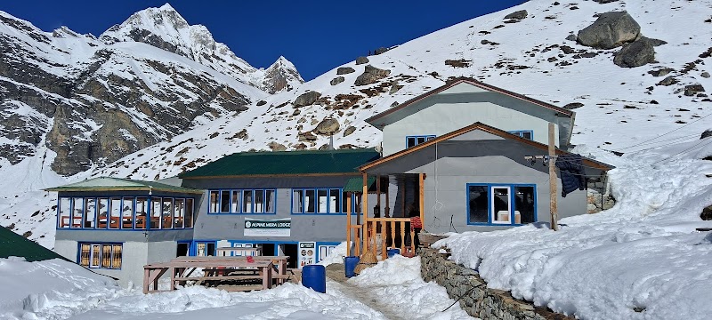 Mera Peak base camp Khare teahouse