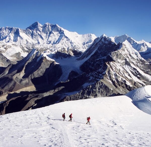 Mera Peak climbing glacier route